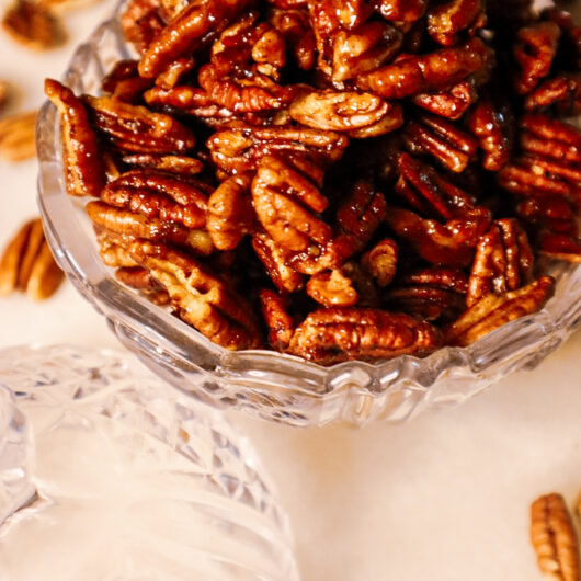 Plaeo Maple Candied Pecans In A Bowl