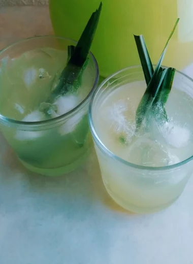 Bahamian Fever Grass Goddess Juice In A Glass